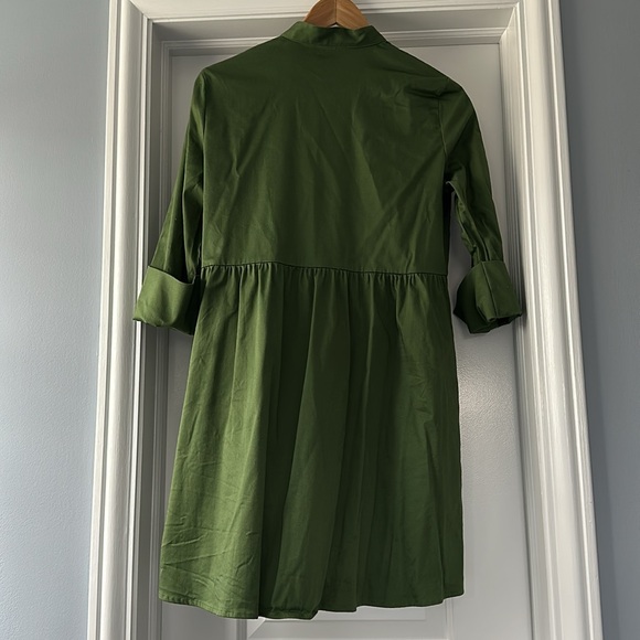 Tuckernuck GREEN STRETCH CREPE ROYAL SHIRT DRESS - Picture 4 of 4